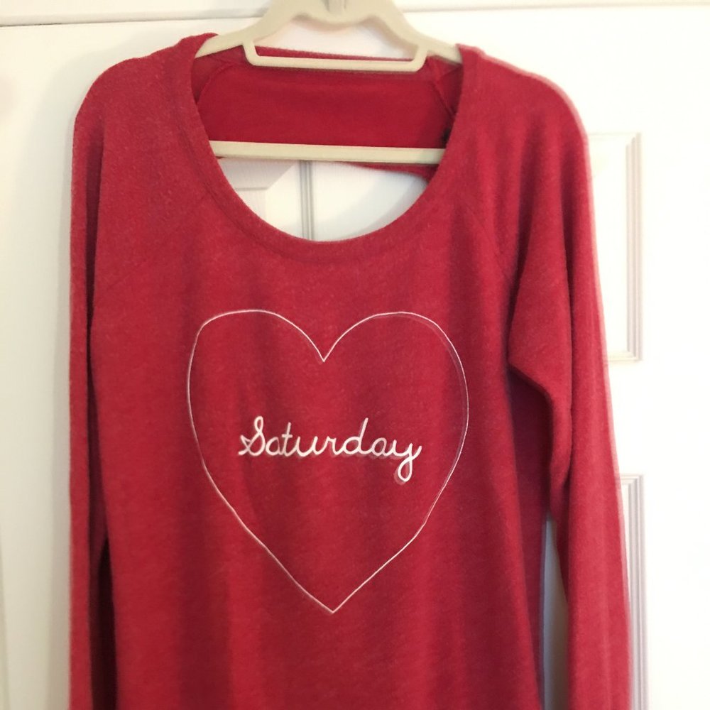 CHASER Super Soft, Cozy Fleece Saturday Love - Red